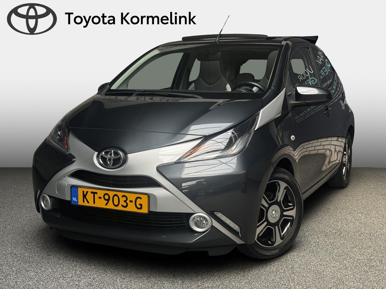 Toyota Aygo - 1.0 VVT-i x-clusiv Cabrio 5-Deurs - AutoWereld.nl
