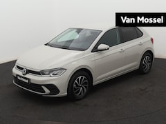 Volkswagen Polo - 1.0 TSI Life Edition 95 PK | Keyless access | Apple Carplay draadloos | Camera | Navigatie