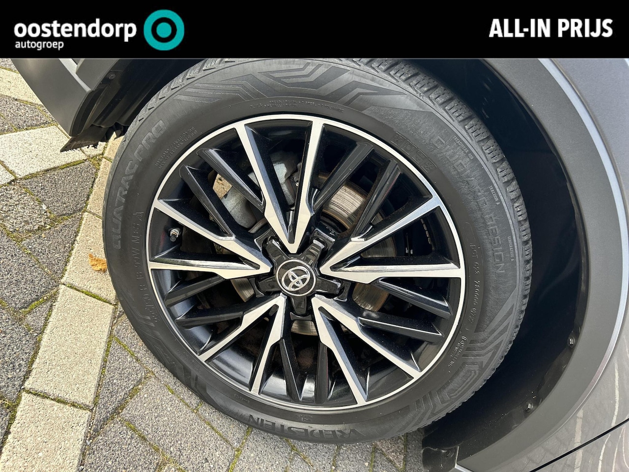 Toyota C-HR - 1.8 Hybrid Executive 1.8 Hybrid Executive (Navigatie - Park. assist) - AutoWereld.nl