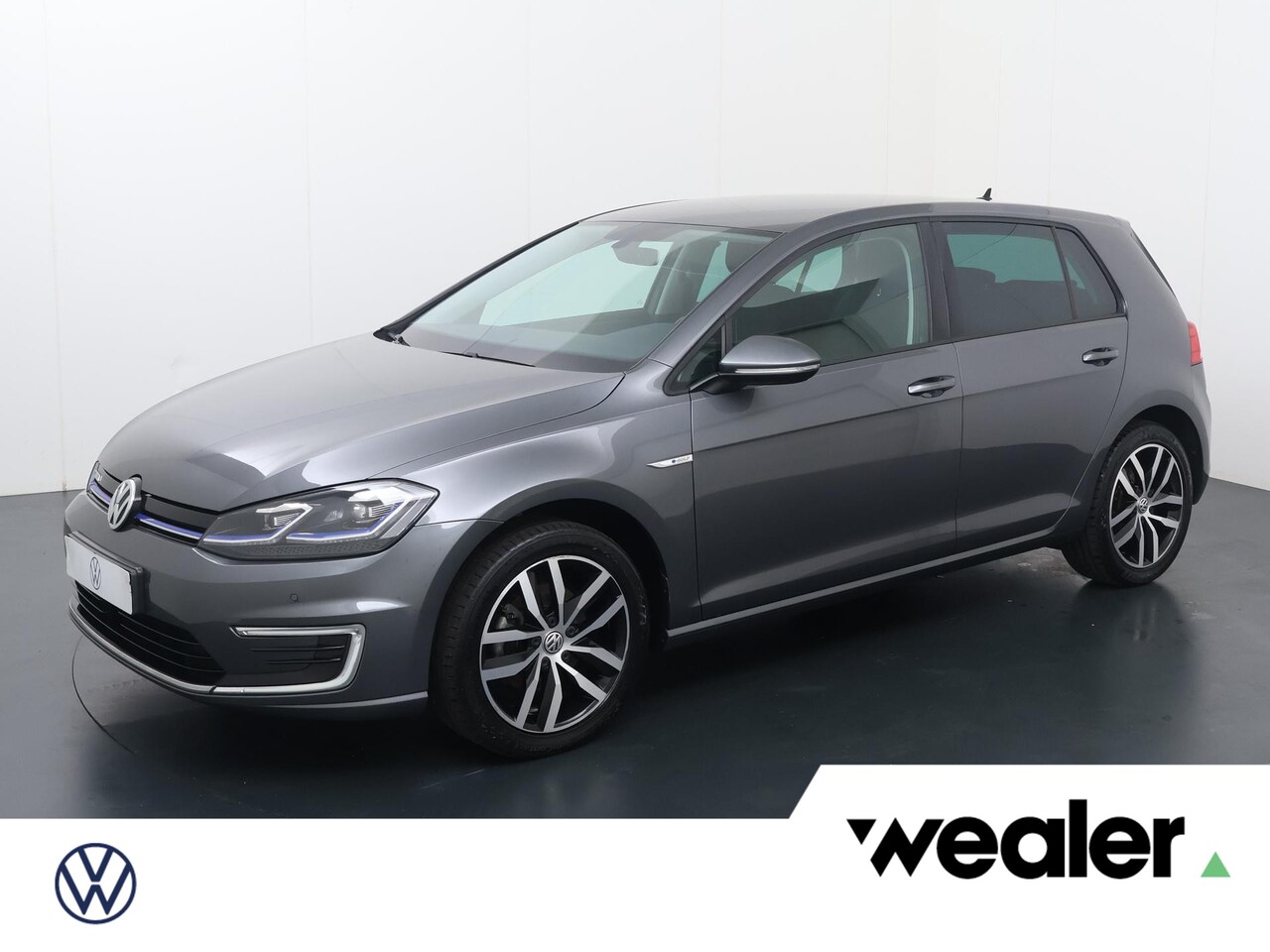Volkswagen e-Golf - E-DITION | 136 PK | Soh 91% | Adaptive cruise control | Achteruitrijcamera | Apple Carplay - AutoWereld.nl