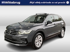 Volkswagen Tiguan - 1.4 TSI eHybrid Elegance / Trekhaak / Panorama dak / 360 Camera / Suéde bekleding / IQ Led