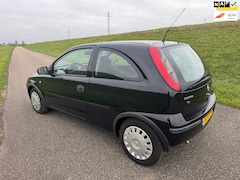 Opel Corsa - 1.2-16V Essentia
