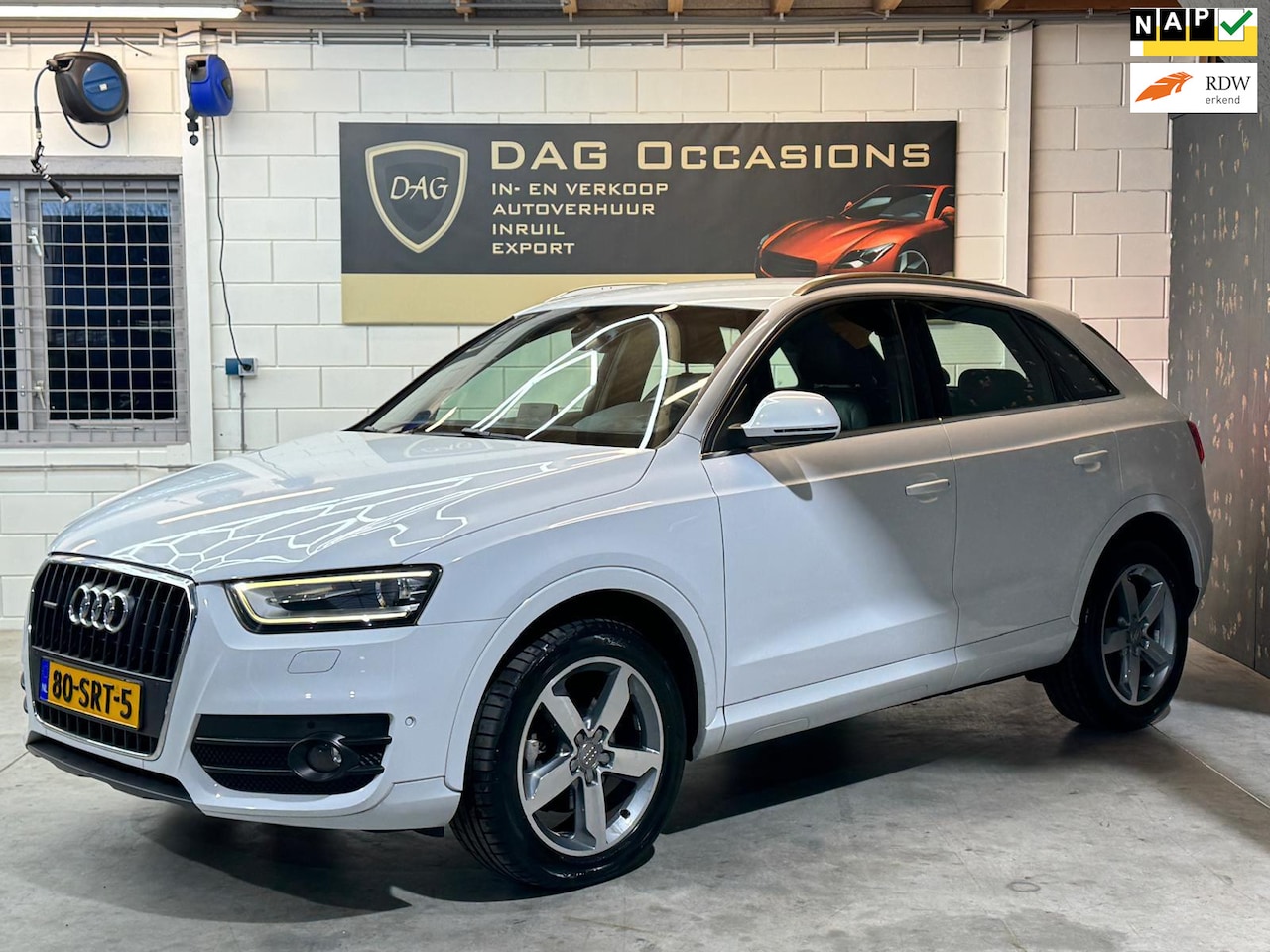 Audi Q3 - 2.0 TFSI quattro AUTOMAAT|PARKASSIS|TREKHAAK|PDC - AutoWereld.nl