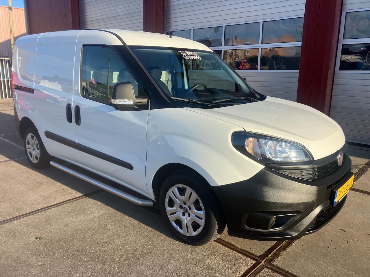 Fiat Doblò Cargo - 1.6 MJ L1H1 ECO JET 1.6 MJ L1H1 ECO JET - AutoWereld.nl