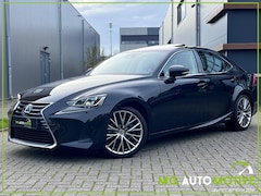 Lexus IS - 300h Hybrid Luxury Line | Leder | Mark Levinson | Schuifdak | NL Auto | NAP