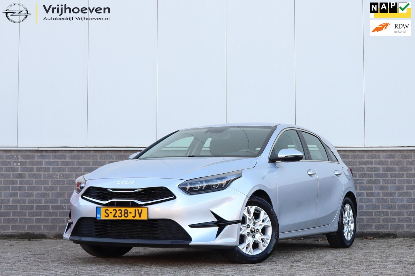 Kia Cee'd - Ceed 1.0 T-GDi DynamicLine 120pk 1e eig. NL Auto - AutoWereld.nl