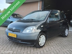 Toyota Yaris - 1.0-16V VVT-i Terra APK|NAP|ZUINIG