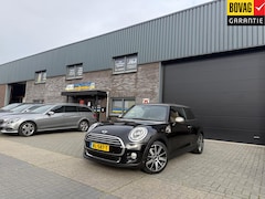 MINI Cooper - 1.5 Chili | 12MND GARANTIE | AUTOMAAT | PANODAK | LED | DAB | LEDER | DEALER ONDERHOUDEN |