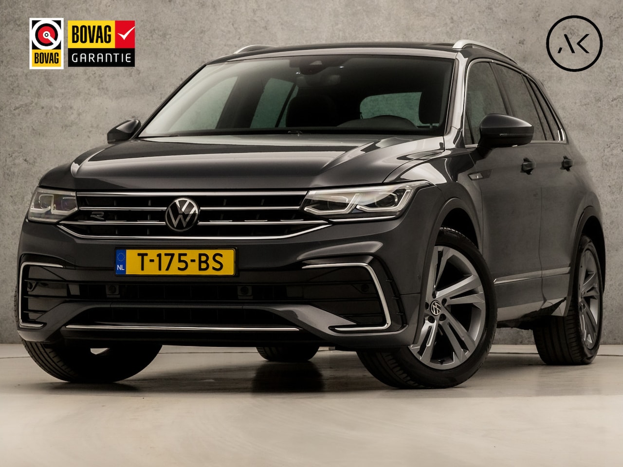 Volkswagen Tiguan - 1.5 TSI R-Line 150Pk Automaat (2X R-LINE, PANORAMADAK, ALCANTARA, APPLE CARPLAY, STUUR/STO - AutoWereld.nl
