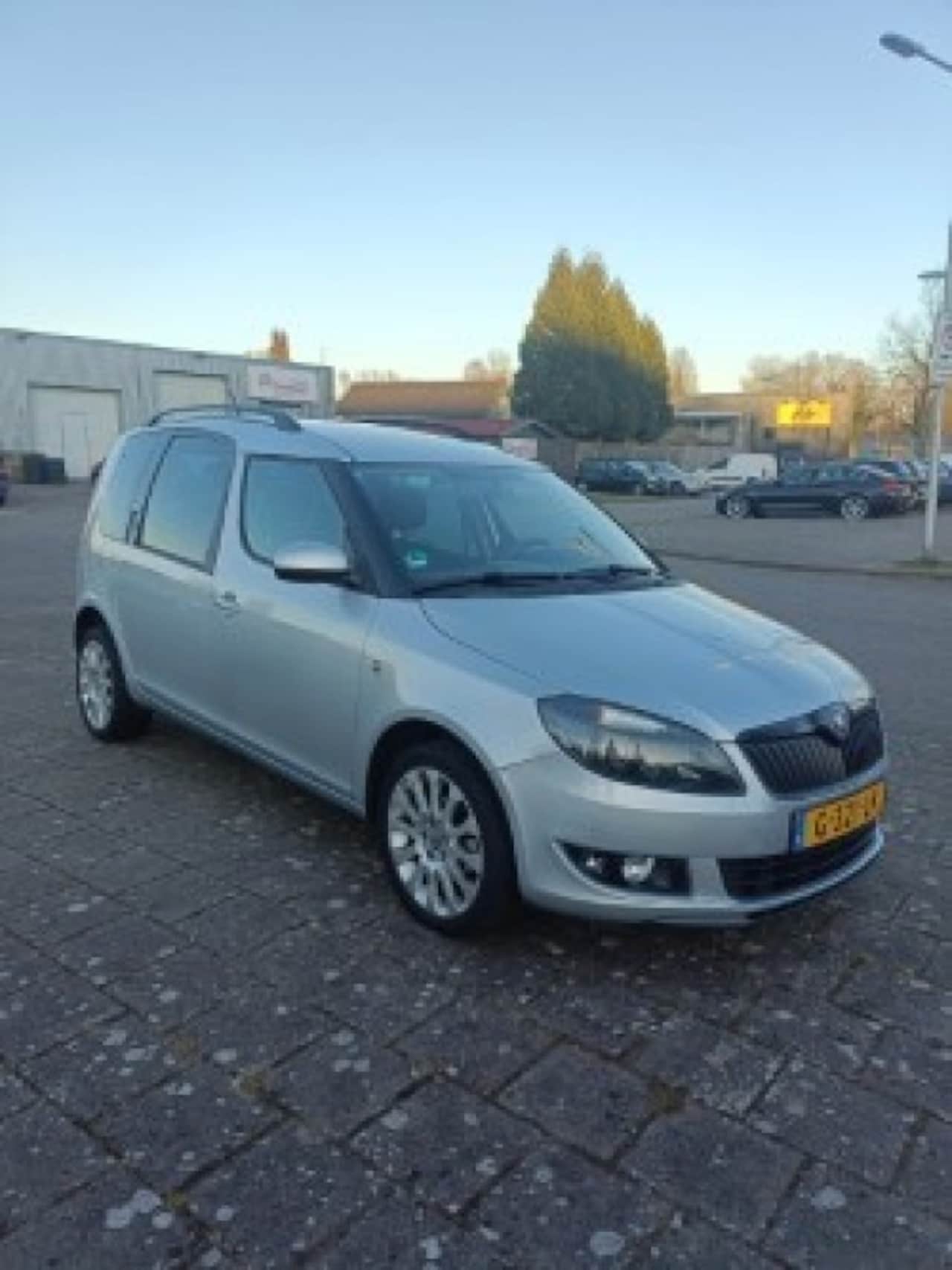 Skoda Roomster - 1.2 TSI Drive 1.2 TSI DRIVE - AutoWereld.nl