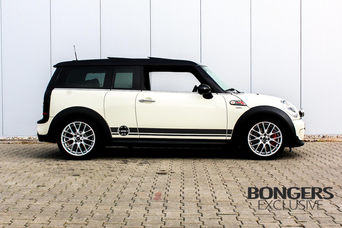 MINI Clubman - Mini 1.6 John Cooper Works Chili | Panoramadak | Navigatie - AutoWereld.nl