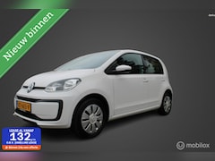 Volkswagen Up! - 1.0 BMT move up Airco. Bluetooth. Apple carplay/Android auto