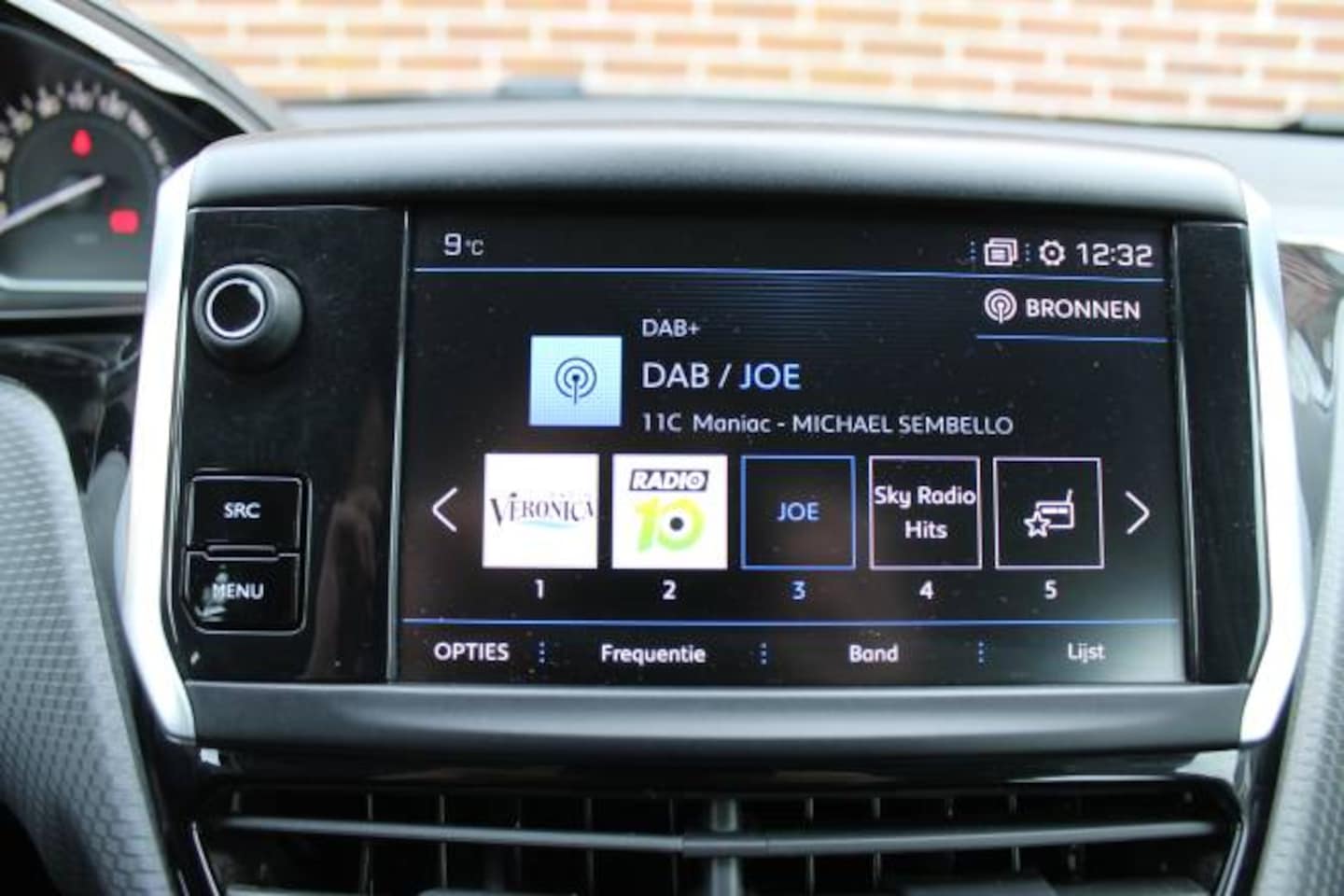 Peugeot 208 - 1.2 Puretech 82pk 5D Executive