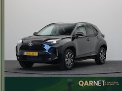 Toyota Yaris Cross - 1.5 Hybrid 130 Dynamic | Achteruitrijcamera | Stuur, Voorruit en stoelverwarming | Apple C