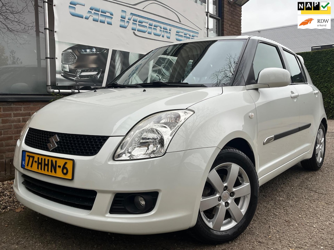 Suzuki Swift - 1.3 Shogun|Airco|5-drs|Parelmoer wit|Nw. APK| - AutoWereld.nl
