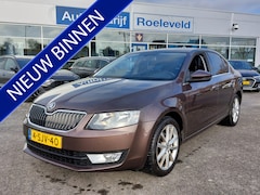 Skoda Octavia - 1.2 TSI 105pk Greentech Ambition Businessline | Navi | Clima | Cruise | Bluetooth Carkit+S
