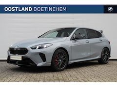 BMW 1-serie - 120 High Executive M Sport Automaat / Panoramadak / Sportstoelen / Head-Up / Comfort Acces