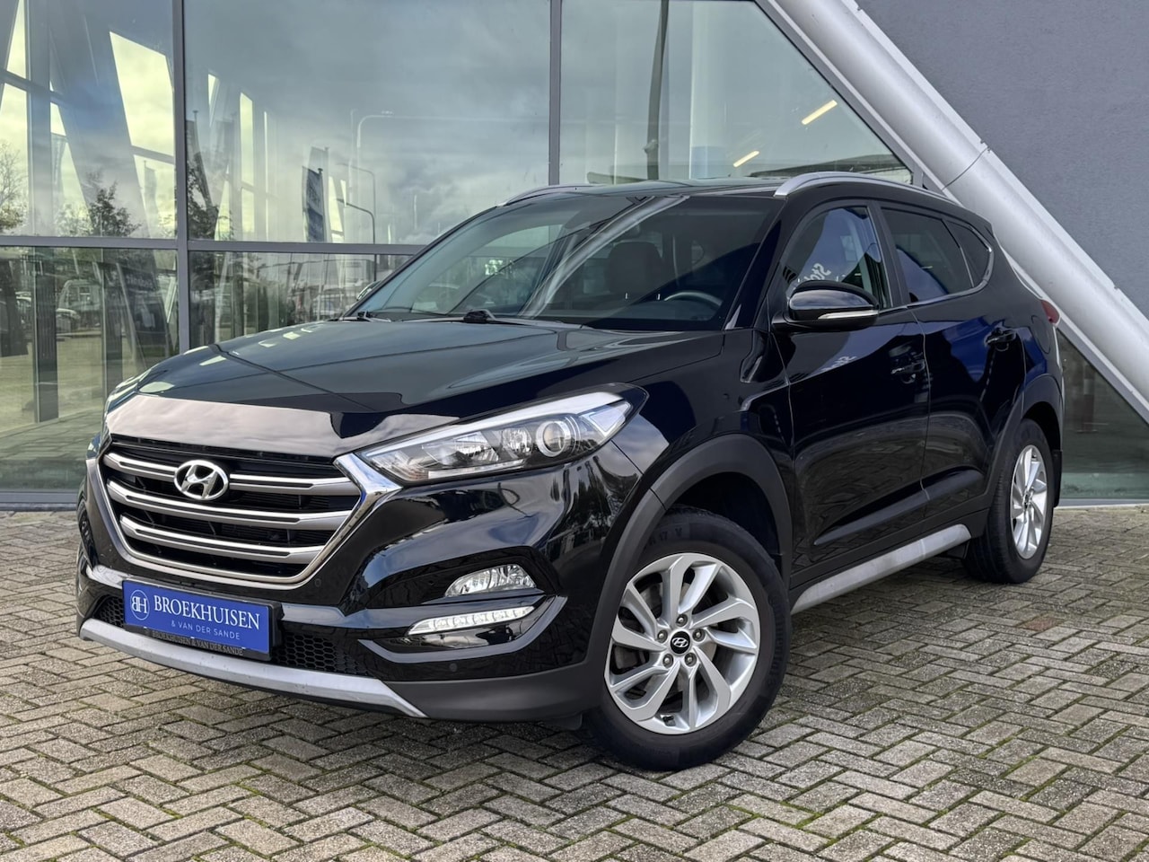 Hyundai Tucson - 1.6 GDi Comfort 132pk Trekhaak / Camera / Stoelverwarming - AutoWereld.nl