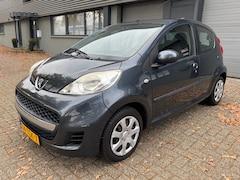 Peugeot 107 - 1.0-12V XS