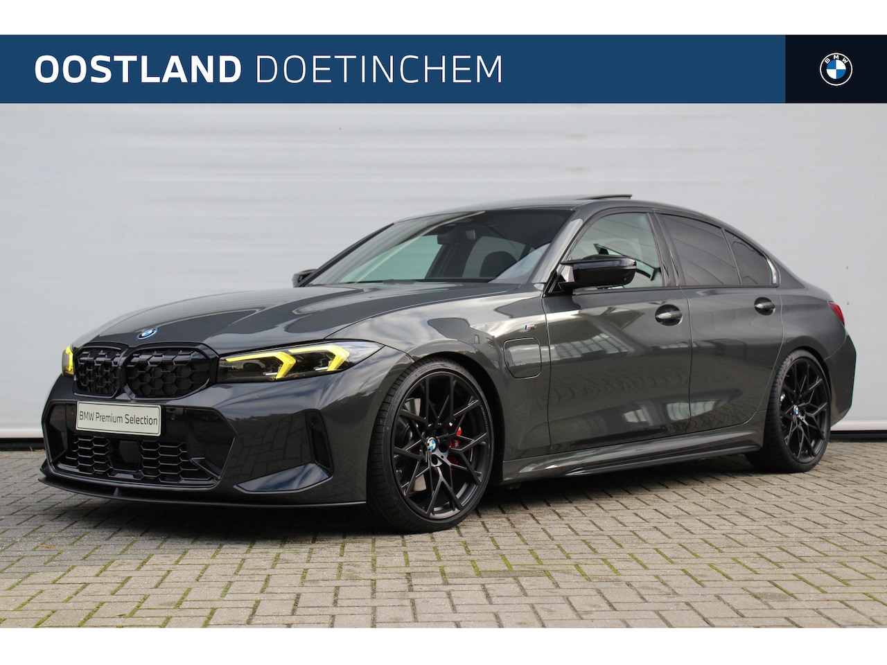 BMW 3-serie - 330e High Executive M Sport Automaat / Schuif-kanteldak / Trekhaak / Sportstoelen / Adapti - AutoWereld.nl