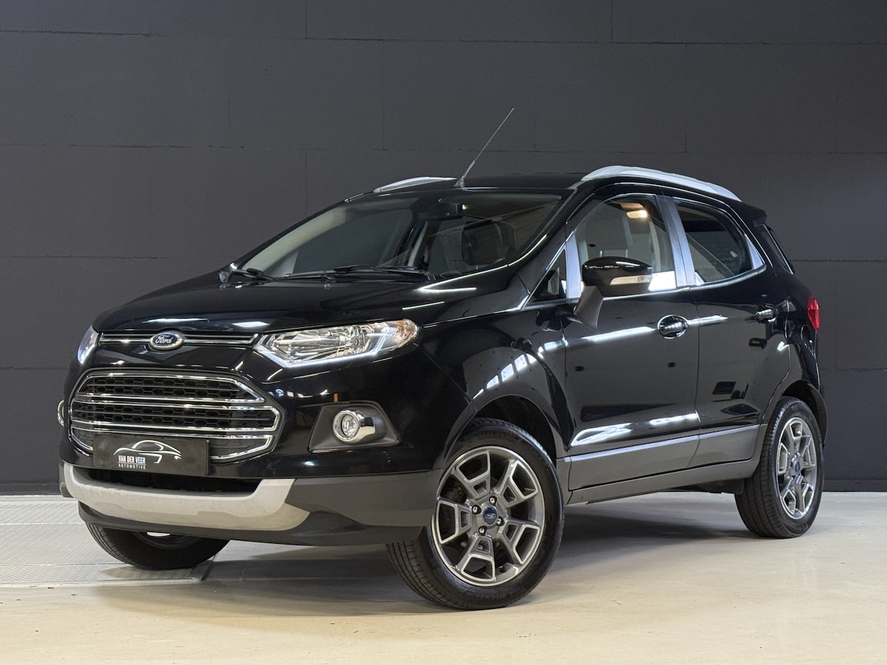 Ford EcoSport - 1.0 EcoBoost Titanium | Keyless | Goed onderhouden | Climate control - AutoWereld.nl