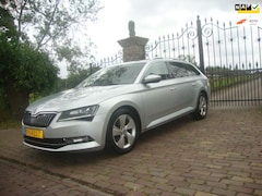Skoda Superb Combi - 1.6 TDI Ambition Business automaat panoramadak