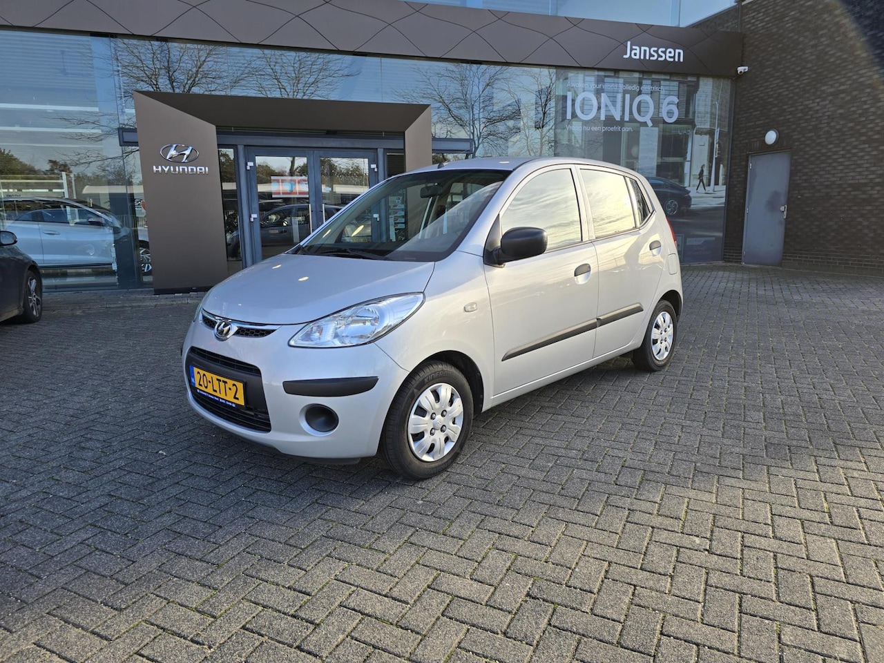 Hyundai i10 - 1.1 Active Cool NL-auto/2e eig. - AutoWereld.nl