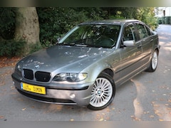 BMW 3-serie - 316i Black&Silver II airco automaat trekhaak Youngtimer