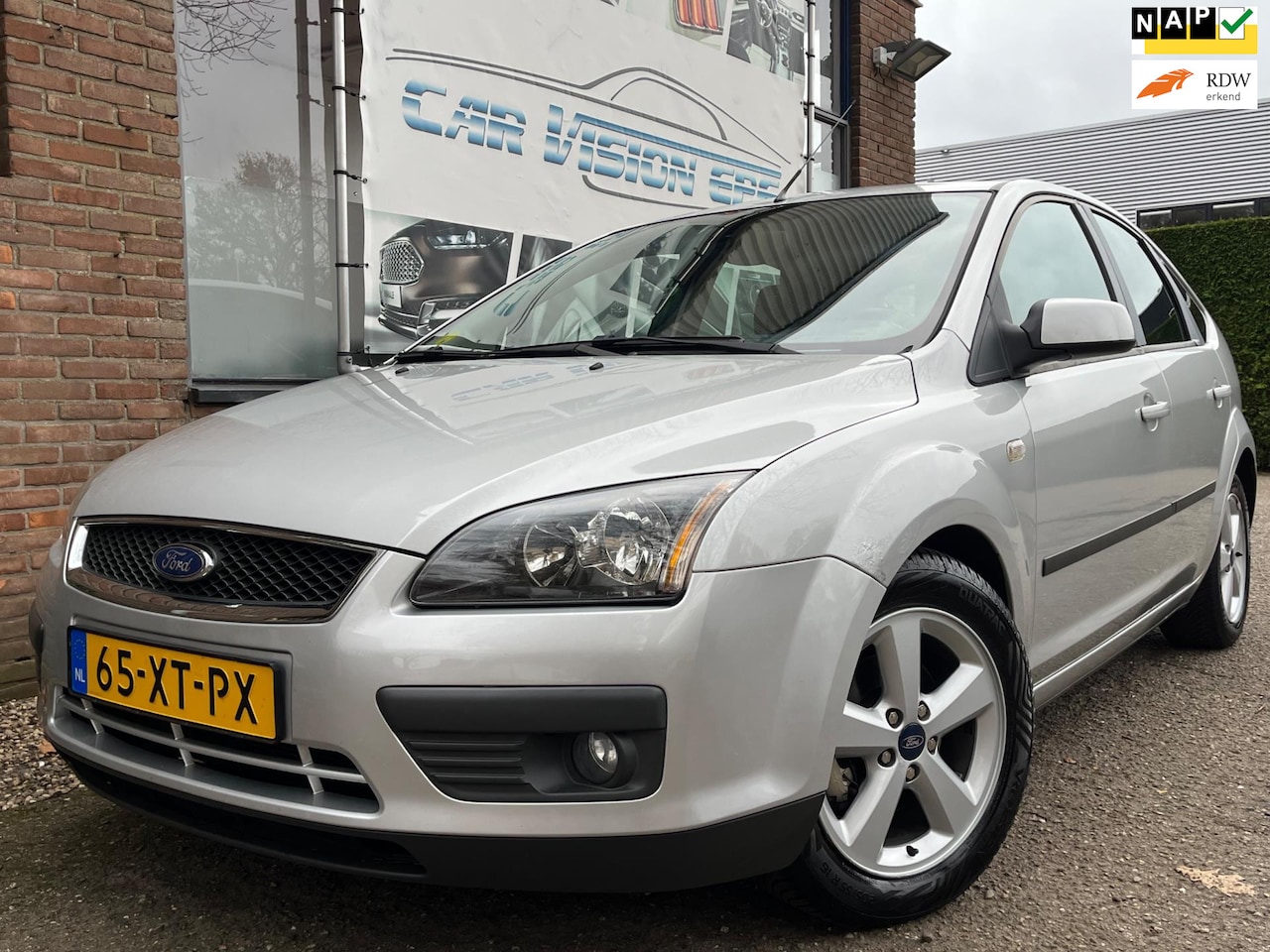 Ford Focus - 1.6-16V Futura|Airco|Cruise|5-drs| - AutoWereld.nl
