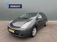 Toyota Prius - 1.5 VVT-i Bns Ed. TREKHAAK | LEDER | NAP