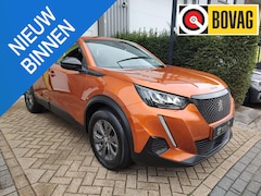 Peugeot 2008 - 1.2 PureTech Active Pack Navi-Carplay Cruise-Control Stoelverwarming Led