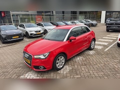 Audi A1 - 1.4 TFSI 119g. Attraction Pro Line Business Automaat | navigatie |