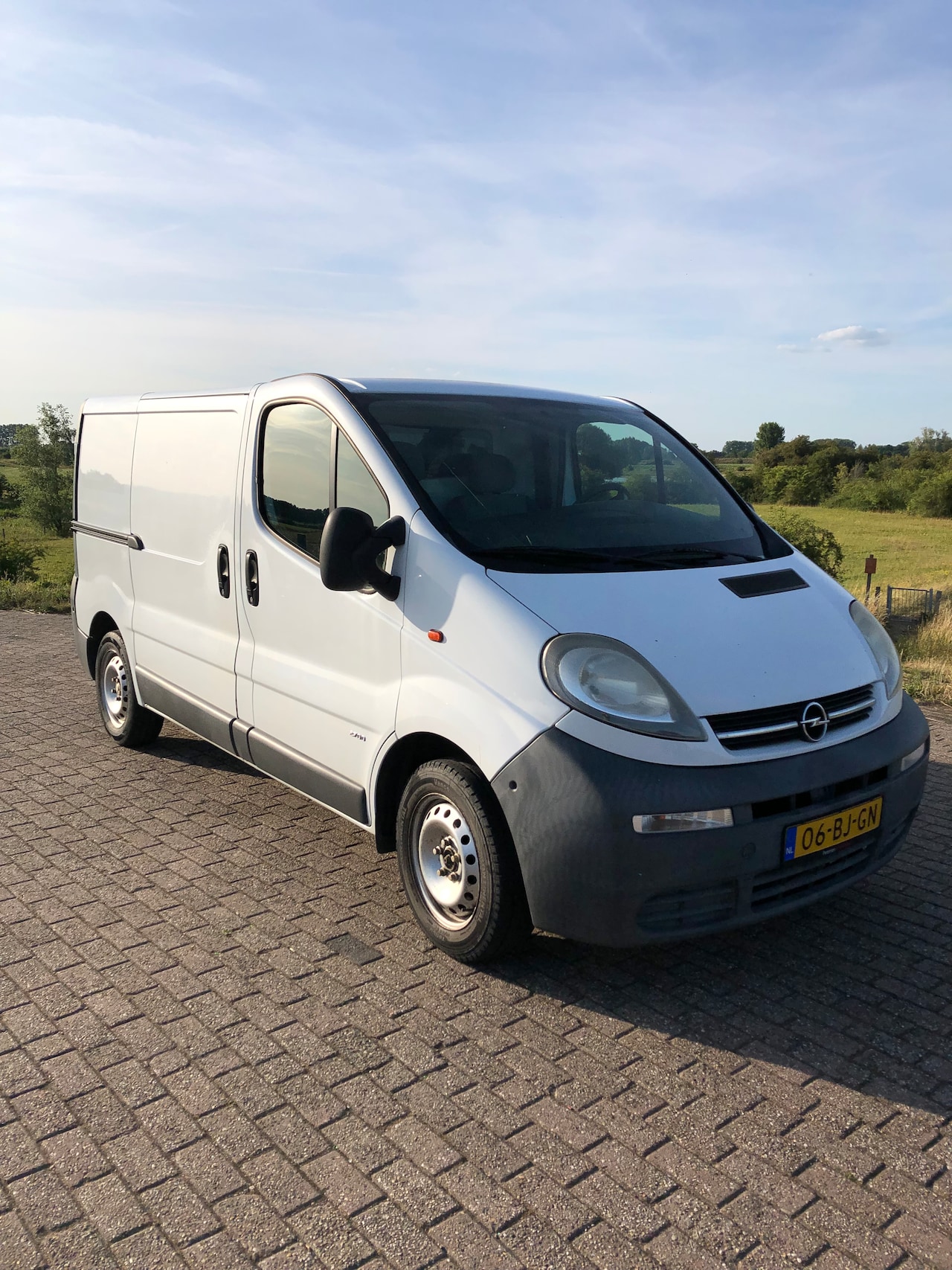 Opel Vivaro - 1.9 DI L1 H1 Nieuwe APK - AutoWereld.nl