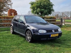 Volkswagen Golf - 2.0 Sportline Stoelverwarming