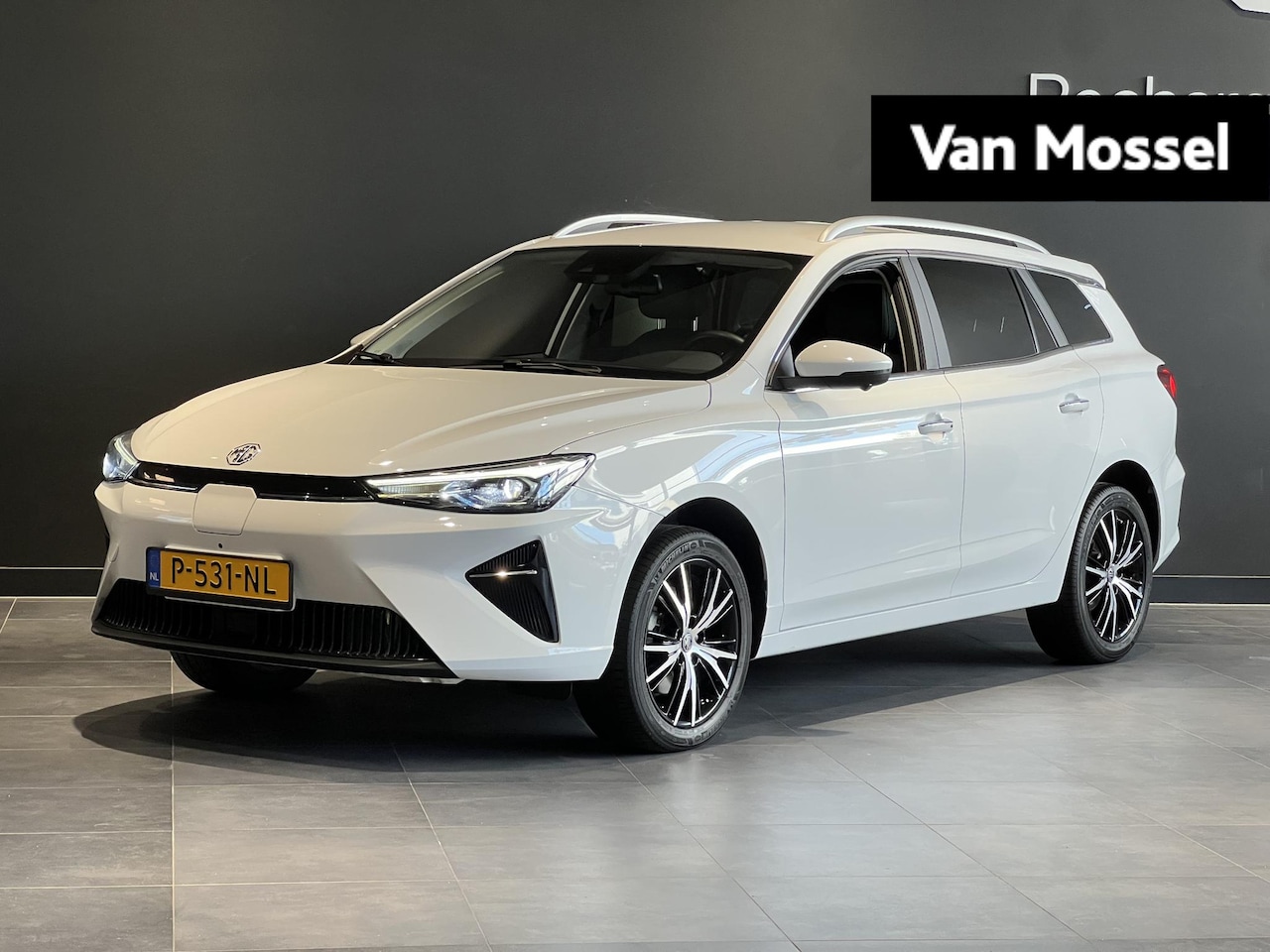 MG MG5 Electric - Standard Range Luxury 50 kWh | Eerste eigenaar | Navigatie | 360 Camera | Lederbekleding | - AutoWereld.nl