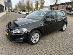 Volkswagen Golf - 1.4 TSI Highline AUT NAVI CRUISE PDC TRHK