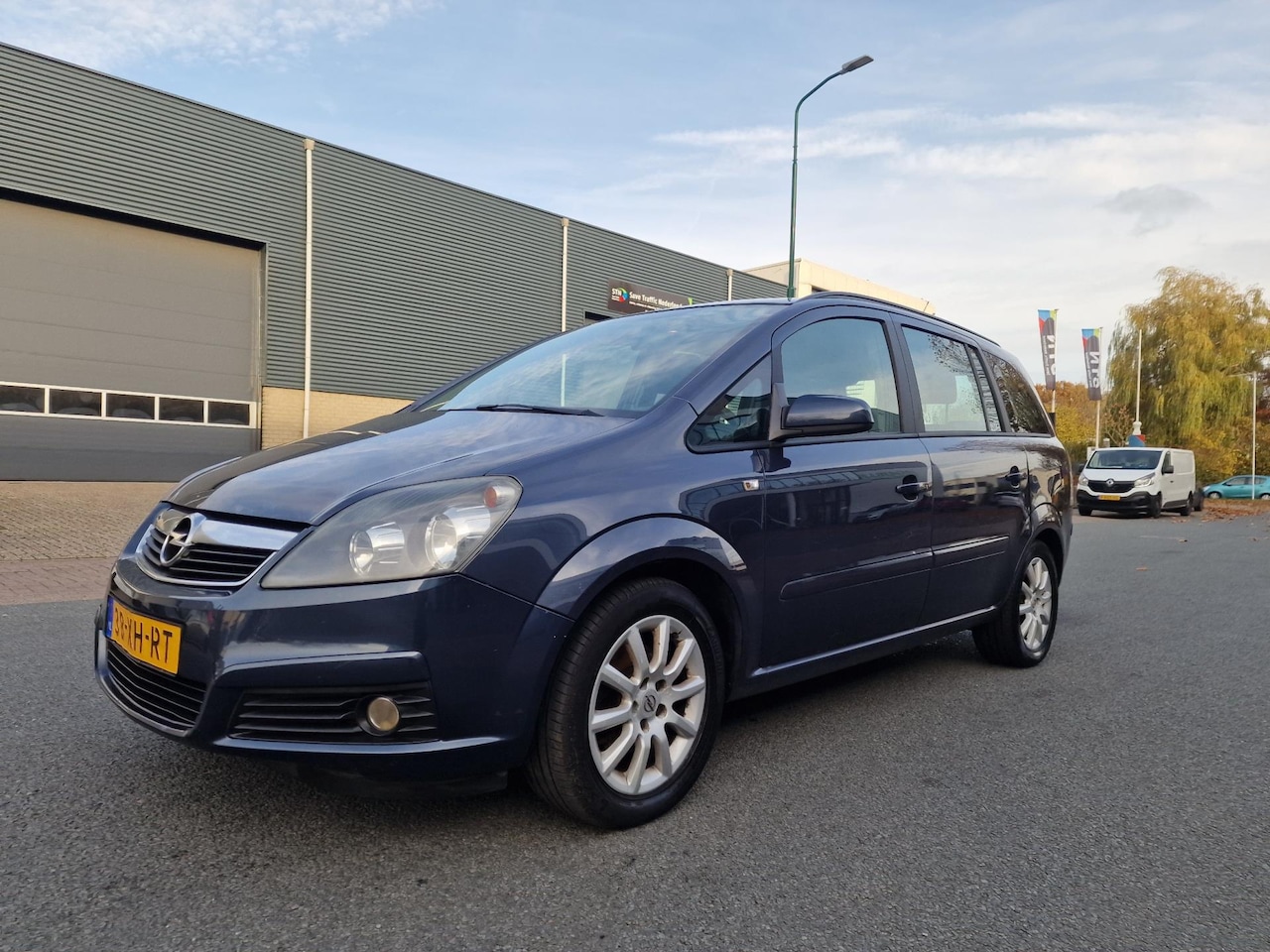 Opel Zafira - 1.6 Temptation 7p. NAVI CARPLAY CRUISE 2 X SLEUTELS - AutoWereld.nl