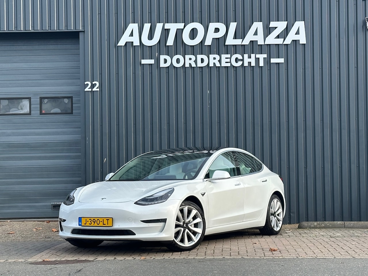 Tesla Model 3 - Long Range RWD Long Range AWD 75 kWh SOH 93% - AutoWereld.nl
