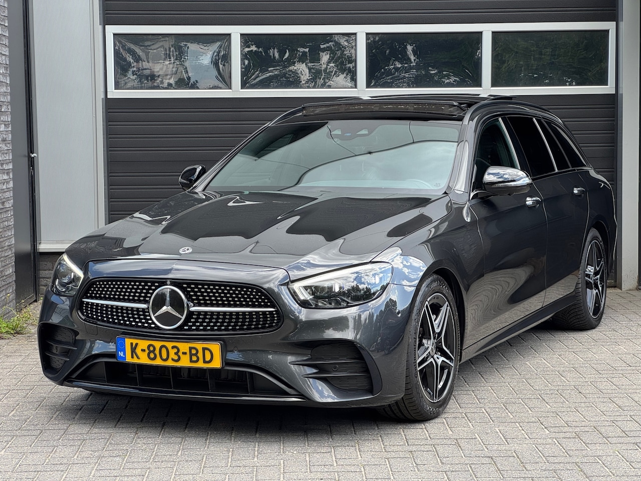 Mercedes-Benz E-klasse Estate - 200 d AMG Sport Widescreen, Pano, Multibeam, Burmester, 360 Camera, NAP - AutoWereld.nl