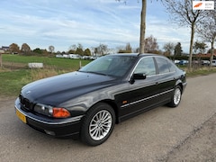 BMW 5-serie - 523i Executive UNIEK Origineel NL/ Weinig Km