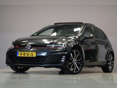 Volkswagen Golf - 2.0 TSI GTI Performance |Pano|Camera|