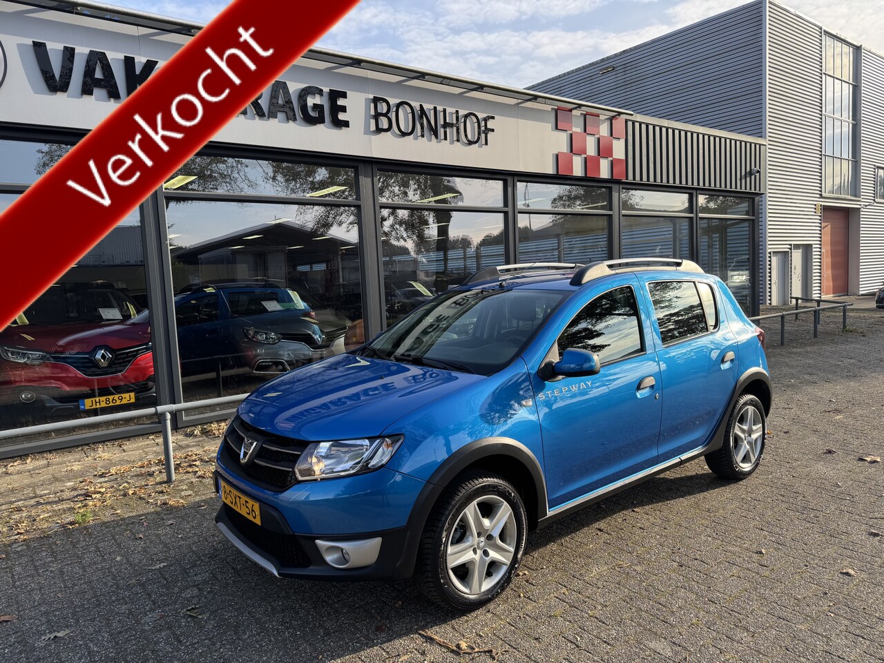 Dacia Sandero Stepway - 0.9 TCe Lauréate AIRCO-NAVI-CRUISE - AutoWereld.nl