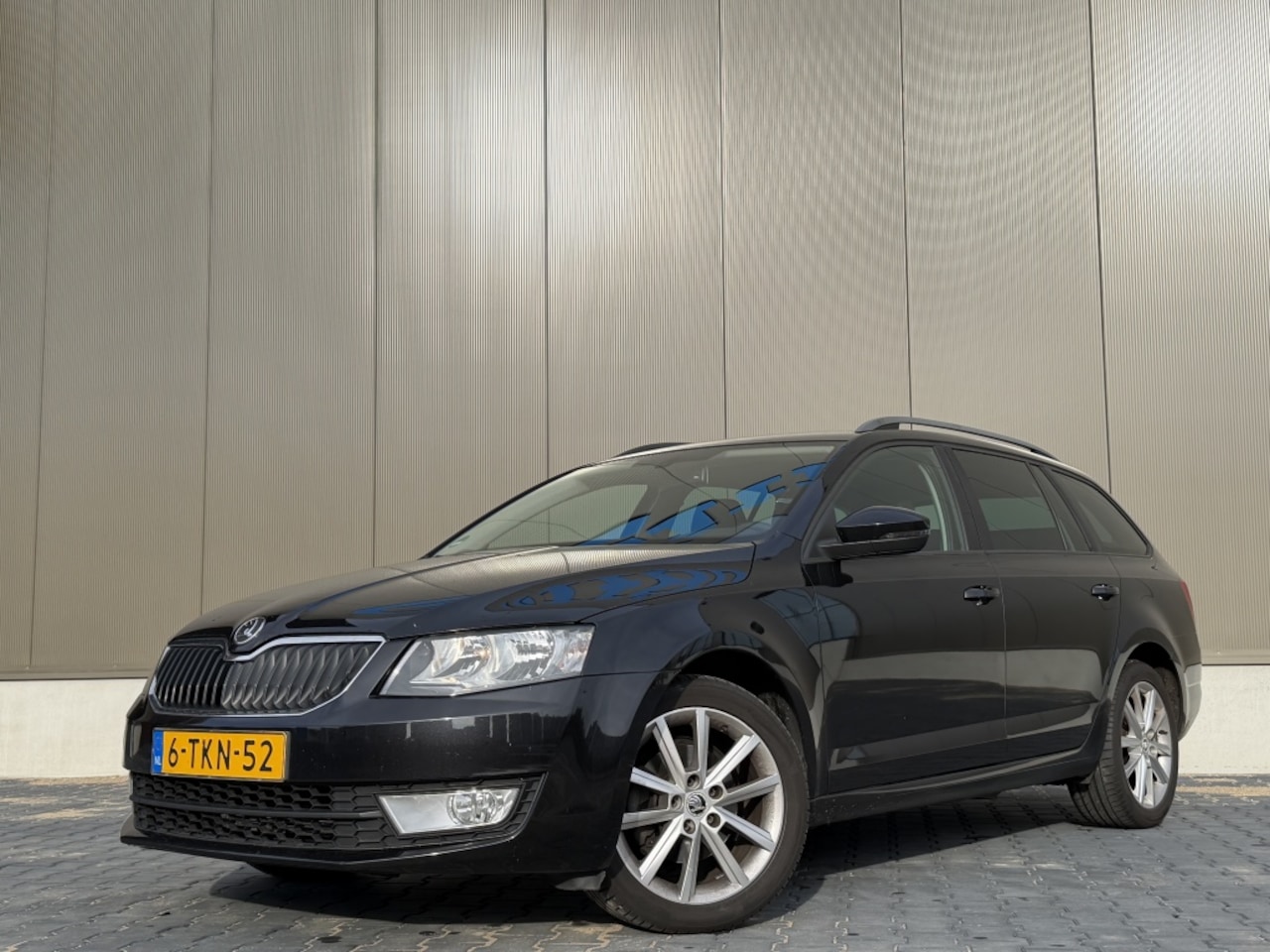 Skoda Octavia Combi - 1.4 TSI Grt Amb Bns - AutoWereld.nl