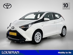 Toyota Aygo - 1.0 VVT-i x-play | Airconditioning | Achteruitrijcamera | Cruise control |