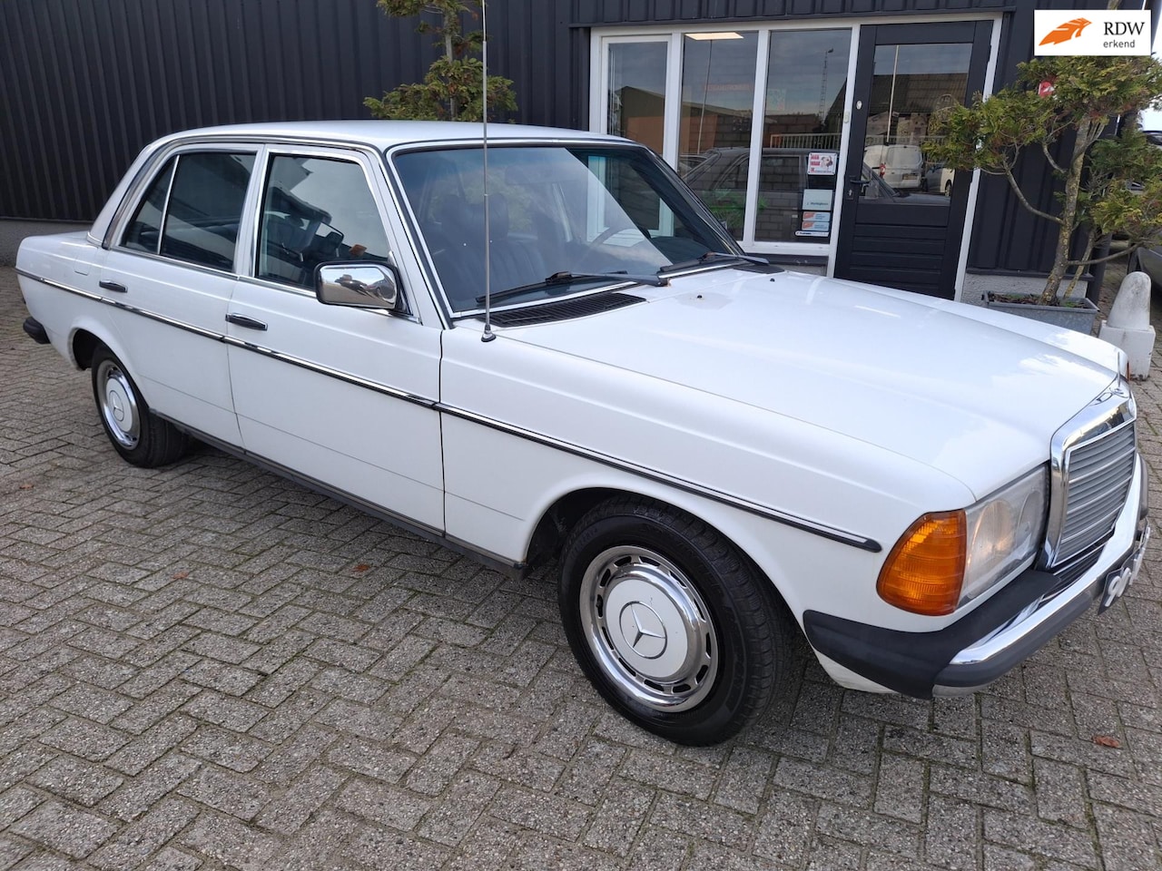 Mercedes-Benz 200-serie - W123 ##automaat## - AutoWereld.nl