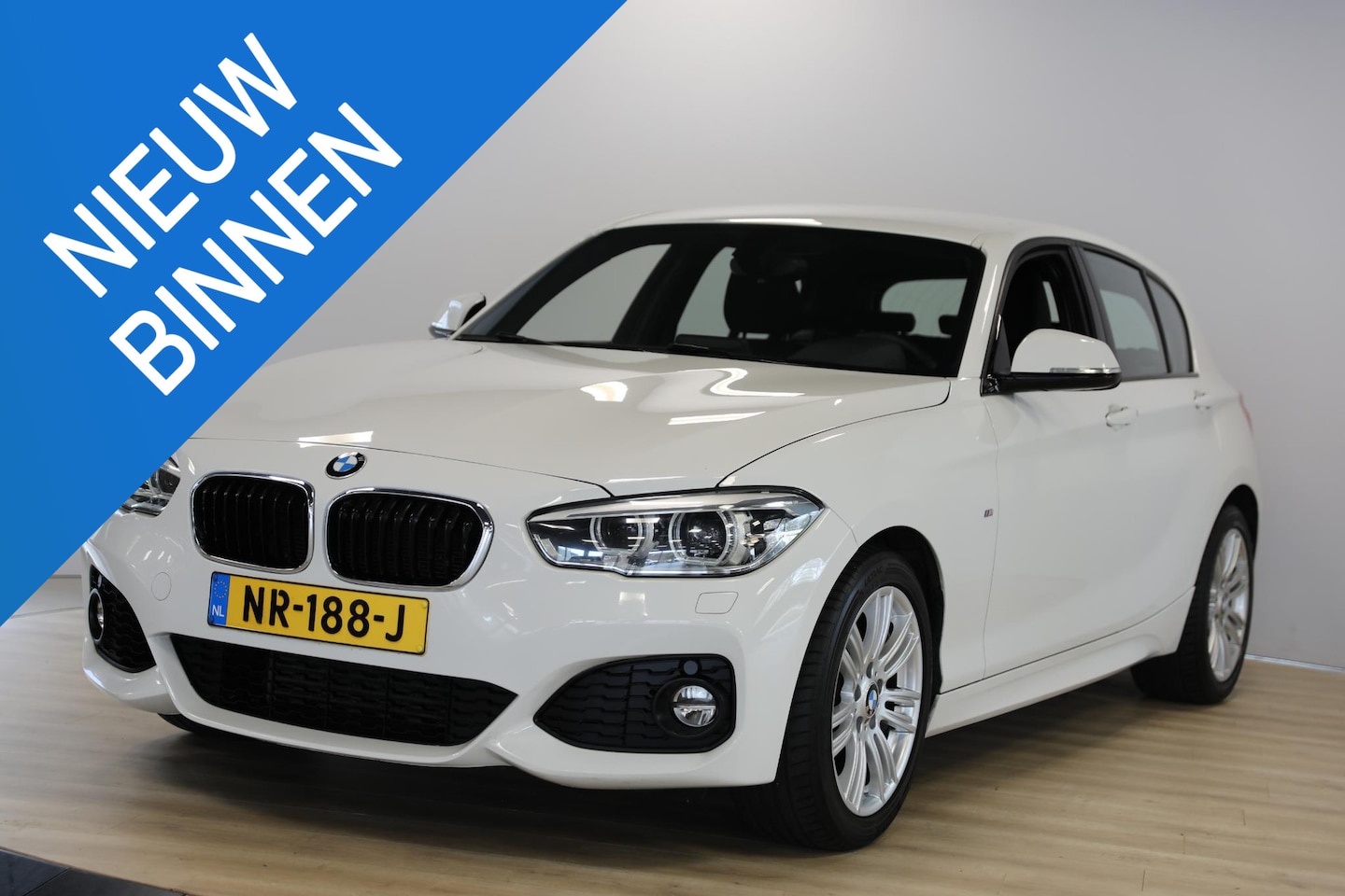 BMW 1-serie - 118i Centennial High Executive M-Sport Pakket | Trekhaak - AutoWereld.nl