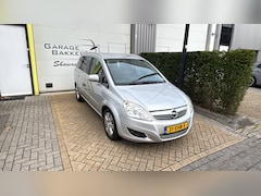 Opel Zafira - 1.8 Cosmo Parkeerhulp Vóór en Achter| Climate Control| Lederen Bekleding & Verwarmde Stoel