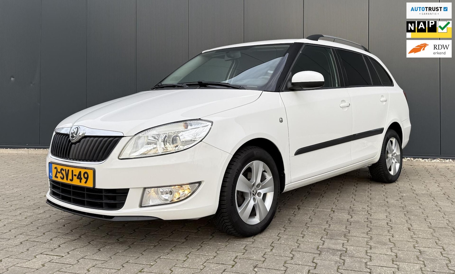 Skoda Fabia Combi - 1.2 TSI Sprint Pro Airco Cruise Navi NAP - AutoWereld.nl