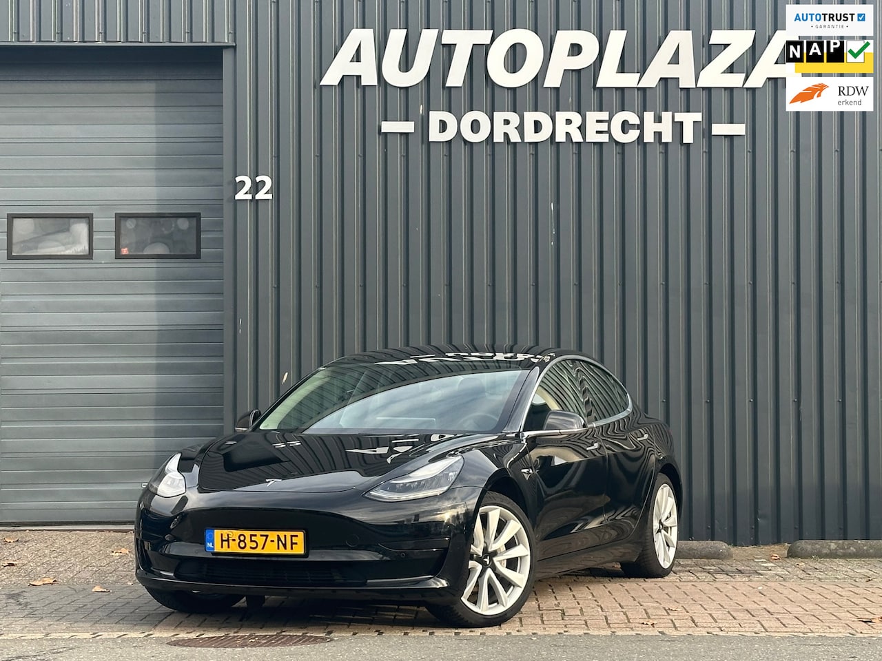 Tesla Model 3 - Standard RWD Plus 60 kWh - AutoWereld.nl