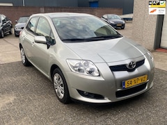 Toyota Auris - 1.6-16V Sol met navi, nette dealerauto met NAP